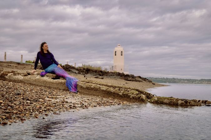 Mermaid Presence Summer 2022 #1673<br>8,192 x 5,464<br>Published 1 year ago